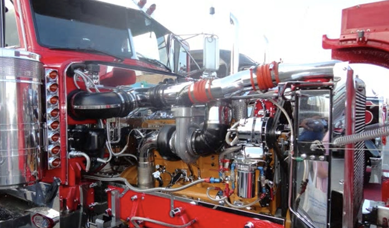 an image  Roanoke mobile truck  engine repair